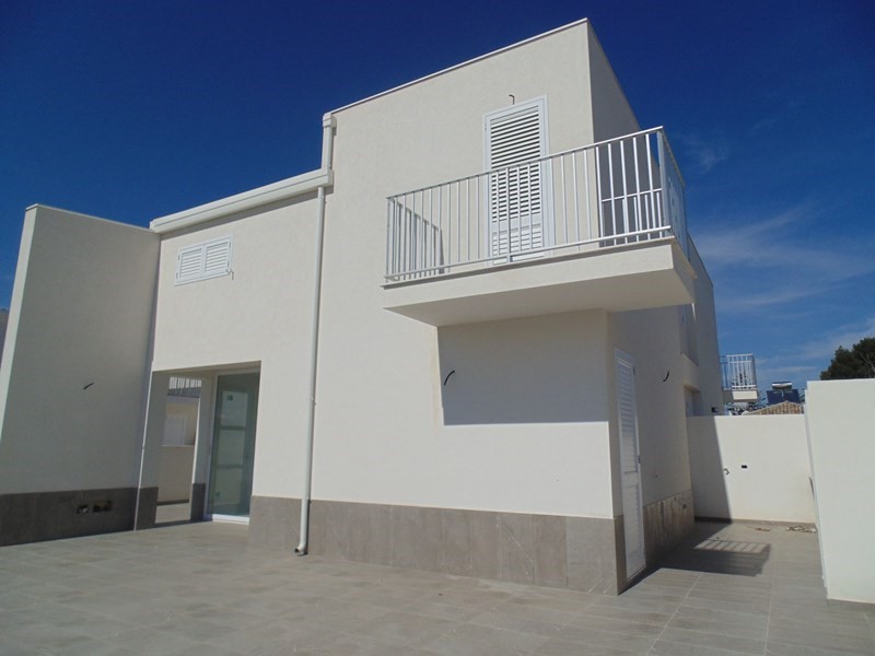 Villetta a schiera in Vendita a Pachino, zona Marzamemi, 190'000€, 85 m²