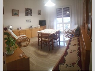 Quadrilocale in Vendita a Carvico, 110'000€, 110 m², con Box