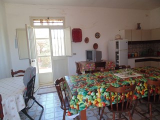 Villa in Vendita a Pachino, zona C.da Scarpitta, 120'000€, 135 m²