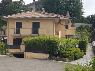 Quadrilocale in Vendita a Grottaferrata, zona Periferica, 159'000€, 58 m²