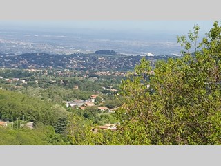 Villa bifamiliare in Vendita a Rocca di Papa, zona panoramica, 495'000€, 215 m²