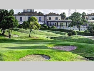 Appartamento in Vendita a Guidonia Montecelio, 285'000€, 190 m², arredato, con Box