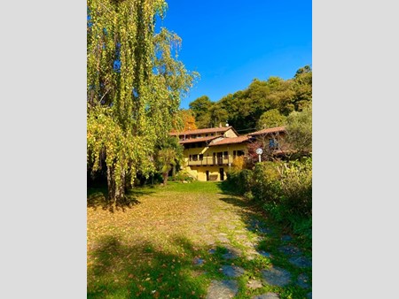 Casale in Vendita a Chiaverano, zona Ivrea, 140'000€, 120 m²