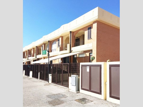 Villetta a schiera in Vendita a Campomarino, 110'000€, 55 m²