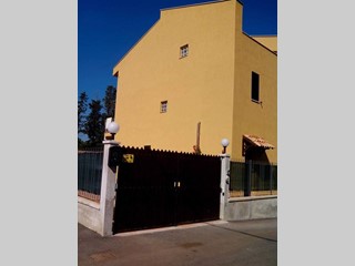 Villa in Affitto a Altavilla Milicia, 650€, 118 m²