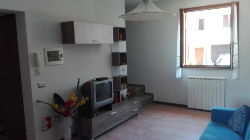Appartamento in Vendita a Santa Maria a Monte, zona centrale, 159'000€, 140 m², arredato