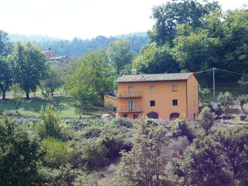 Appartamento in Vendita a Montieri, zona Travale, 120'000€, 150 m²