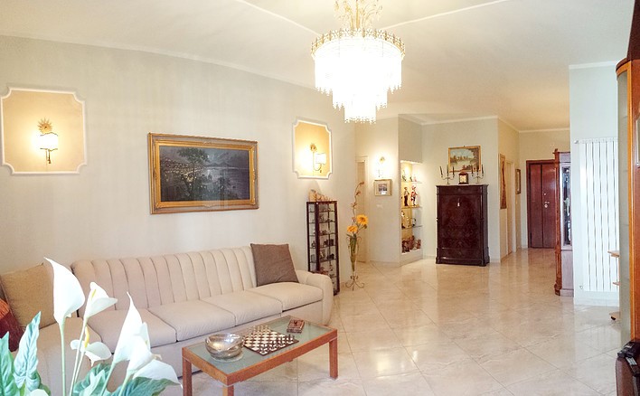 Quadrilocale in Vendita a Pineto, zona centro, 247'000&euro;, 120 m²