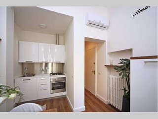 Bilocale in Vendita a Firenze, zona Oltrarmo via Pisana, 275'000€, 59 m², arredato