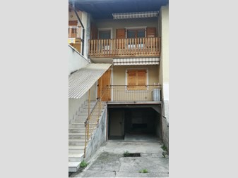 Casa Indipendente in Vendita a Villa Lagarina, zona Piazzo via 14 agosto n. 17, 180'000€, 295 m², arredato