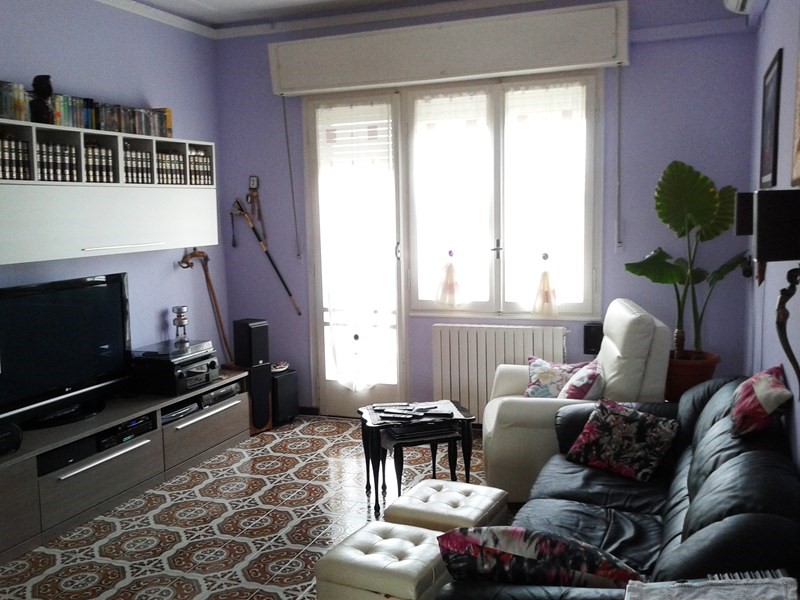 Quadrilocale in Vendita a Ancona, zona COLLEMARINO, 170'000€, 115 m², arredato