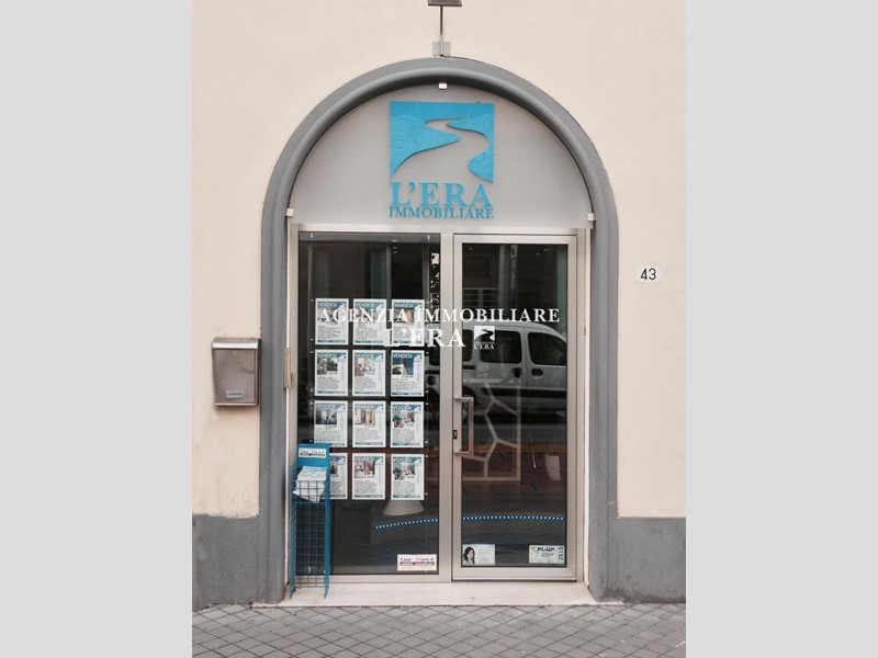 Laboratorio in Vendita a Pontedera, 150'000€, 121 m²