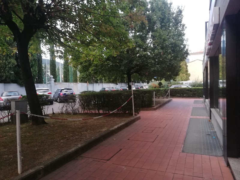 Immobile commerciale in Affitto a Sesto Fiorentino, zona Stadio, 800&euro;, 110 m²