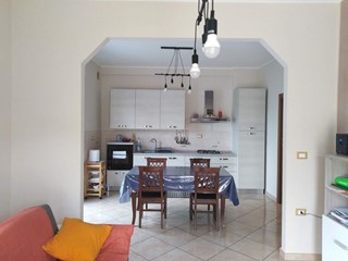 Appartamento in Affitto a Pescara, zona T.sa Via Rigopiano, 550€, 70 m², arredato