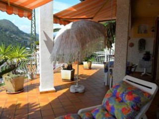 Casa Indipendente in Vendita a Imperia, zona via bellavista, 500'000€, 140 m²