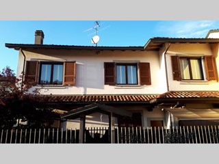 Casa Indipendente in Vendita a Sant'Angelo Lodigiano, zona centro, 185'000€, 155 m²