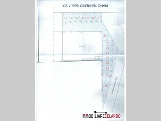 Capannone in Vendita a Colle di Val D'Elsa, 220'000€, 257 m²