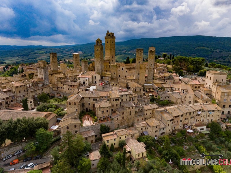 Negozio in Vendita a San Gimignano, 2'500'000€, 400 m²