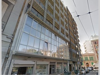 Immobile commerciale in Affitto a Bari, zona Murat, 3'000€, 300 m²