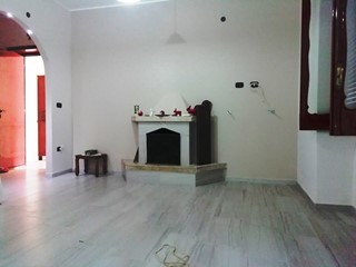 Trilocale in Affitto a Cimitile, zona CIMITILE, 35'000€, 80 m²