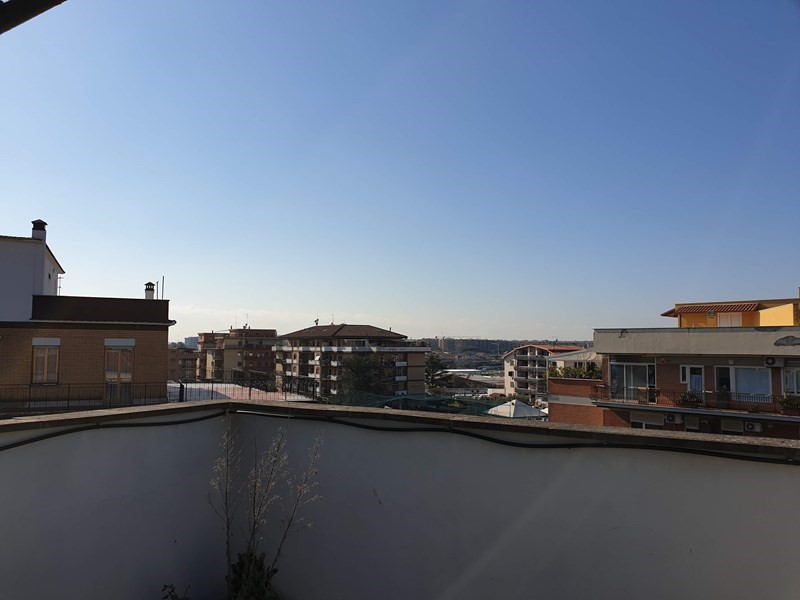 Monolocale in Vendita a Roma, zona Giardinetti, 95'000€, 30 m², arredato
