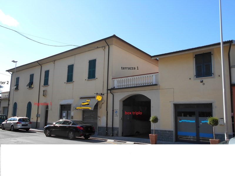 Casa Indipendente in Vendita a La Spezia, zona santo stefano di magra, 270'000€, 400 m², arredato