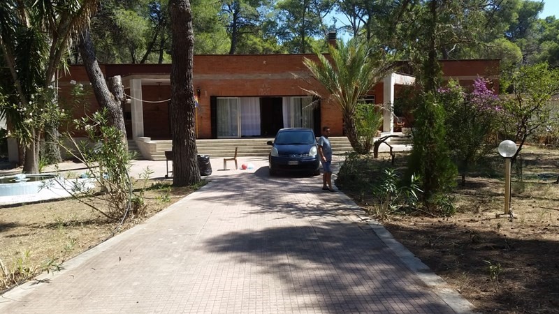 Villa in Affitto a Castellaneta, 700&euro;, 200 m², arredato