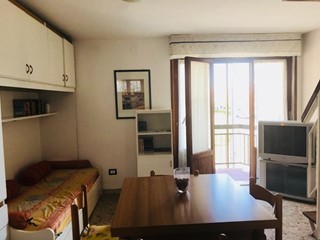 Bilocale in Affitto a Carrara, zona Marina di carrara centro, 200 mt dal mare via parma n. 24 , 58 m², arredato