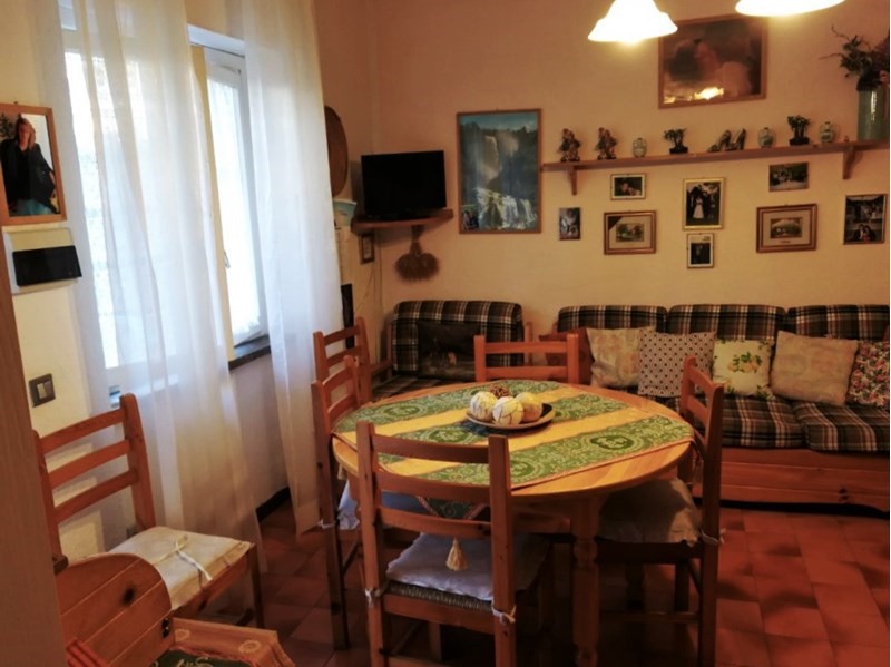 Villa bifamiliare in Vendita a Bolsena, 45'000€, 60 m², arredato