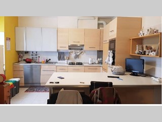 Appartamento in Vendita a Rottofreno, zona LOC SANTIMENTO, 109'000€, 150 m²