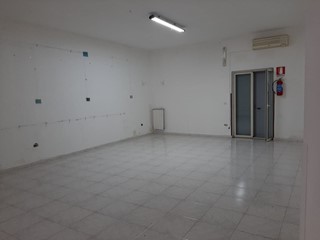 Immobile commerciale in Vendita a Villaricca, 70'000€