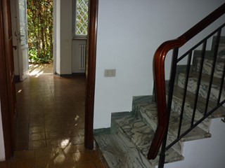 Casa Indipendente in Vendita a Lucca, zona arancio, 168'000€, 173 m²