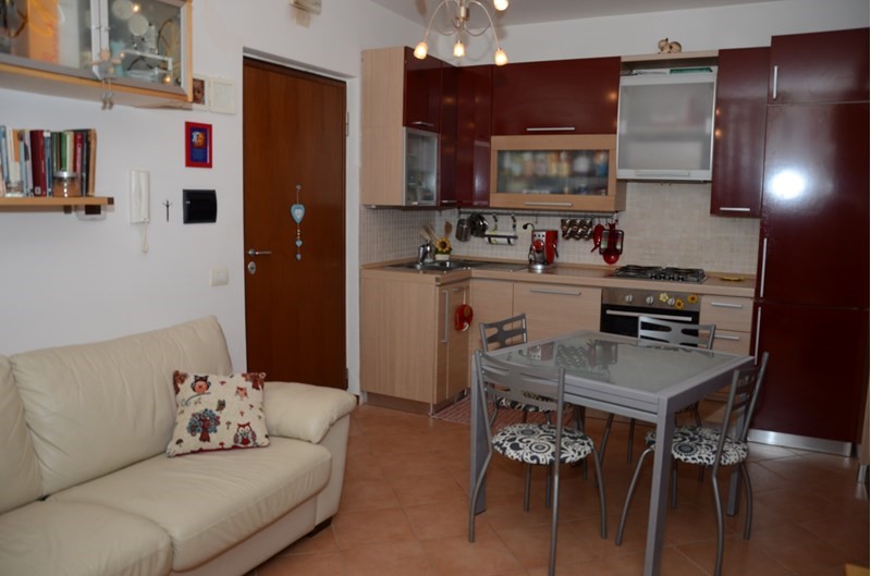 Bilocale in Vendita a Latina, zona Borgo Sabotino, 85'000€, 49 m²