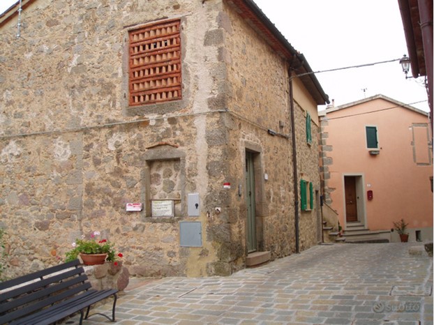 Quadrilocale in Vendita a Grosseto, zona Arcidosso, 35'000€, 48 m²