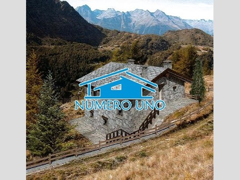 Cascina in Vendita a Monno, zona Mortirolo, 49'000€