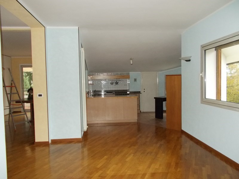 Appartamento in Vendita a Altavilla Vicentina, zona VALMARANA, 130'000€, 168 m²