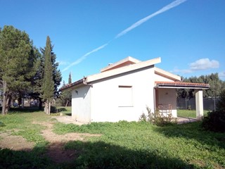 Rustico in Vendita a Selargius, zona Bie' Mesu, 80'000€, 60 m²