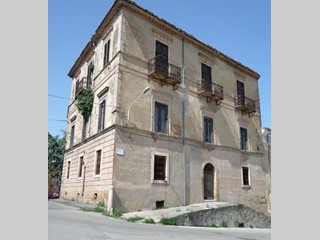 Casa Indipendente in Vendita a Guglionesi, 150'000€