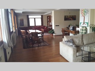 Appartamento in Vendita a Messina, zona centro, 345'000€, 210 m²