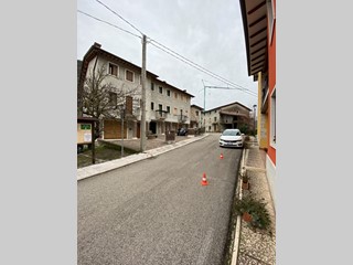 Villetta a schiera in Vendita a San Pietro Mussolino, zona San Pietro Vecchio, 185'000€, 195 m²