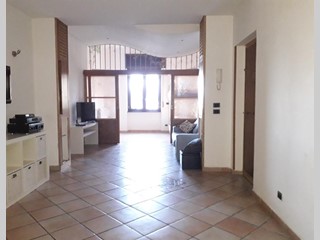 Bilocale in Vendita a Napoli, zona avvocata, 200'000€, 67 m²