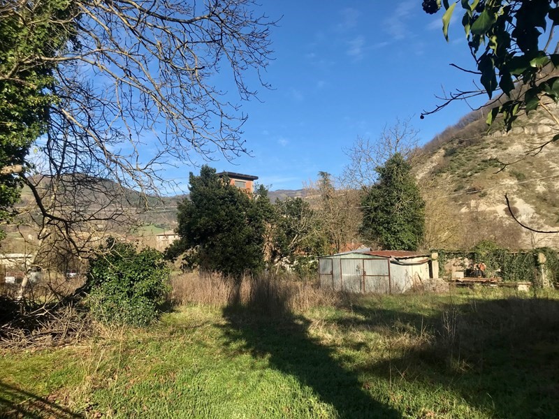 Terreno edificabile in Vendita a Galeata, zona Centro Storico (Borgo Antico), 64'900€, 1592 m²