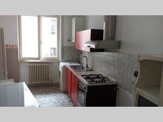 Quadrilocale in Vendita a Ascoli Piceno, zona Campo Parignano, 78'000€, 70 m², arredato