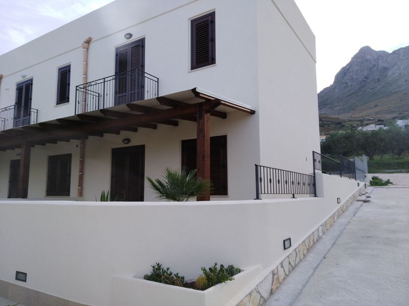 Villetta a schiera in Vendita a San Vito lo Capo, zona via Rocca Perciata, 165'000€, 75 m², arredato, con Box