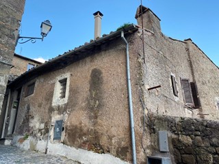 Casa Indipendente in Vendita a Roma, zona Castelnuovo di Porto , 40'000€, 86 m²