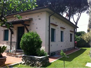 Terreno agricolo in Vendita a Pietrasanta, 1'500€, 3550 m²