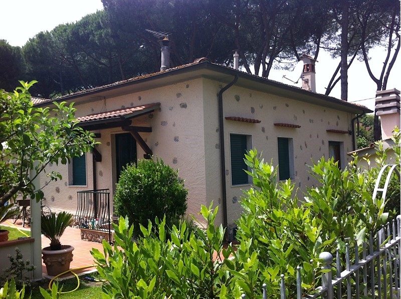 Casa Indipendente in Vendita a Forte dei Marmi, zona Forte dei Marmi, 500'000€, 100 m², arredato