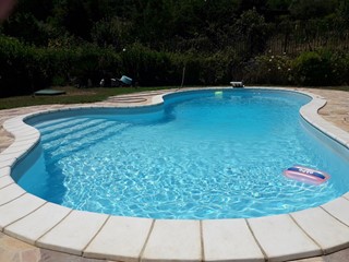 Villa in Vendita a Castel San Lorenzo, zona Castel San Lorenzo, 180'000&euro;, 140 m², arredato