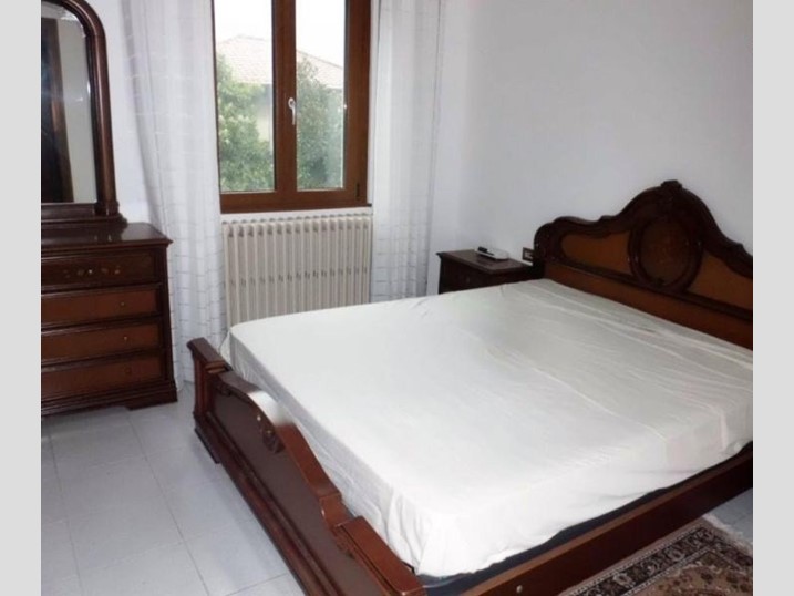 Trilocale in Affitto a Pisogne, 460€, 75 m², arredato