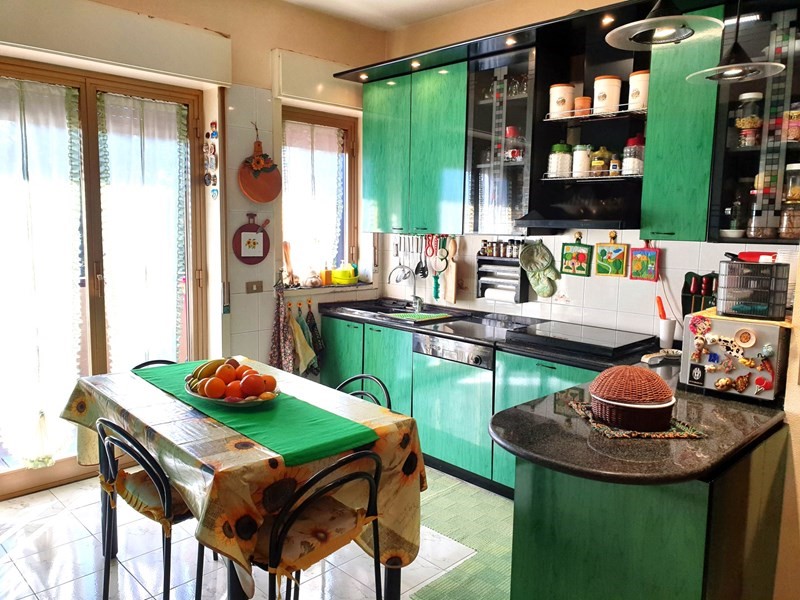 Quadrilocale in Vendita a Mascalucia, zona periferia, 110'000€, 110 m², con Box